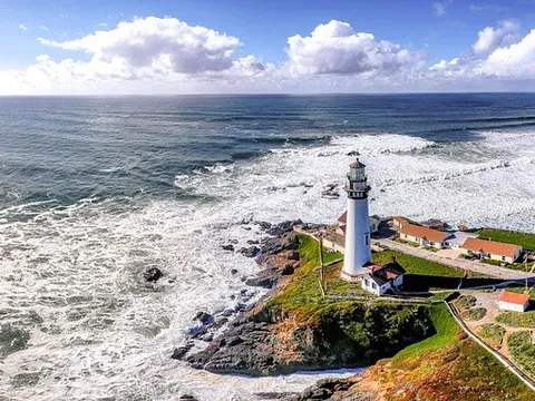 Phát hiện bãi đá hoang sơ ngay vùng biển miền Bắc, là nơi đón bình minh cực đẹp, cách Hà Nội hơn 200km