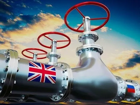 Lệnh trừng phạt mất tác dụng bởi "lỗ hổng" không ngờ tới, một quốc gia châu Âu giúp Nga bội thu hàng tỷ USD từ dầu mỏ