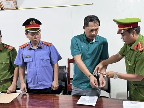 Bắt khẩn cấp nguyên chủ tịch xã ở Phú Quốc liên quan vụ lập dự án "ma" để lừa đảo