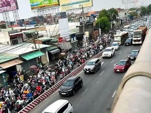 Đồng Nai: Giao thông đông đúc vào ngày đầu nghỉ lễ