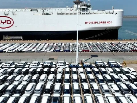 Sản lượng xe dư thừa, vì sao các hãng xe điện Trung Quốc vẫn hăng say sản xuất?