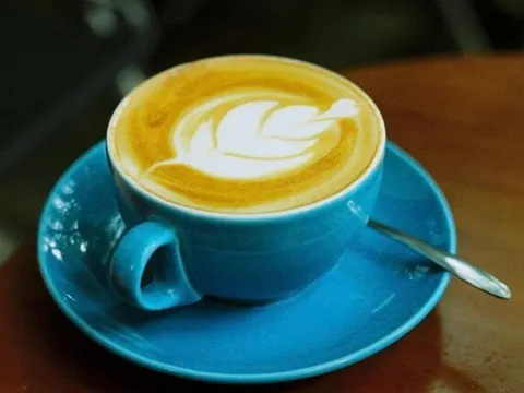 Không gánh nổi nguyên liệu ngày càng đắt đỏ, nhà hàng rục rịch tăng giá cà phê