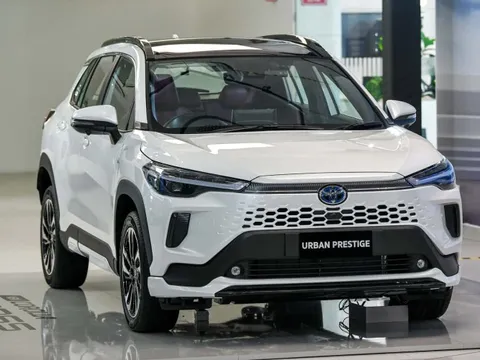 Niềm tự hào chiến lược mới của Toyota sắp về Việt Nam bất ngờ cắt 1 phiên bản: Ẩn ý phía sau là gì?