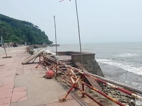 Hải Phòng: Nhiều đoạn kè biển ở Đồ Sơn hư hỏng, xuống cấp