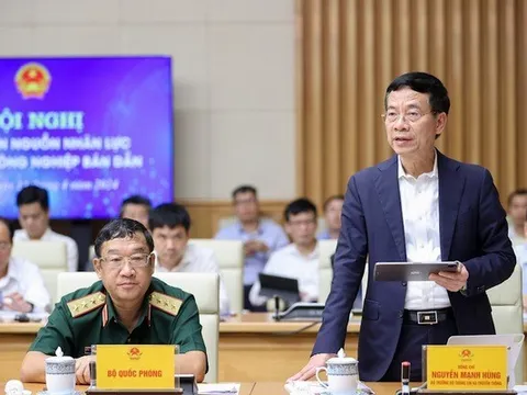 Bộ trưởng Nguyễn Mạnh Hùng nói về 'thỏi nam châm' hút nghiên cứu, sản xuất bán dẫn về Việt Nam, các nước cần làm trong 2 năm nhưng Việt Nam chỉ cần 3 – 6 tháng hoặc 12 tháng