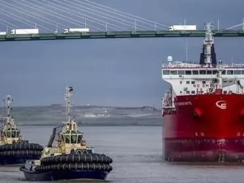 Gắn bó với dầu Nga, quốc gia tiêu thụ dầu thứ 3 thế giới trúng lớn khi tiết kiệm gần 13 tỷ USD, được Moscow tung ưu đãi cực hời