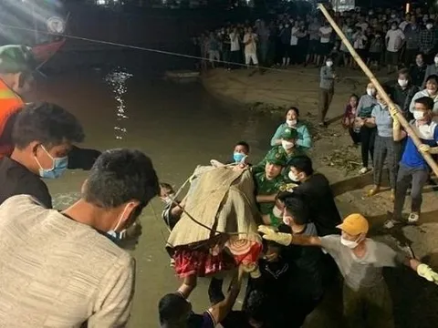 Vụ chìm thuyền câu mực ở Nghệ An: Tìm thấy thi thể 2 thuyền viên