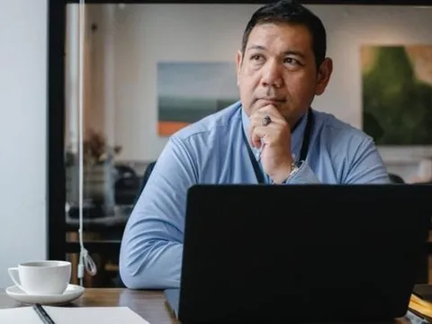 Được giữ nguyên lương dù việc làm nhàn hạ hơn, nhưng chàng trai này không biết điều: Huỷ hoại sự nghiệp vì hai chữ ‘Bốc đồng’!