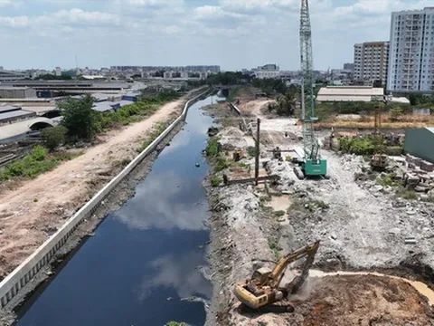 Đầu tư công tại Đông Nam bộ: Ách tắc, áp lực