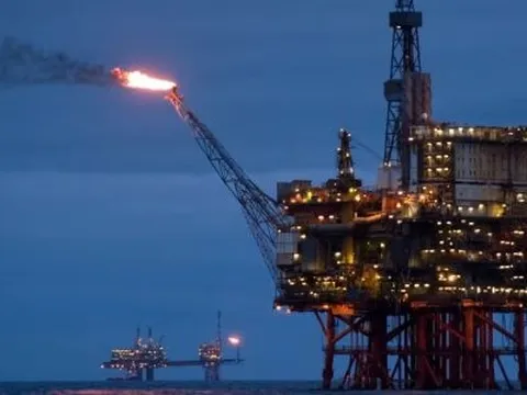 Mỹ có thể cho phép Ấn Độ ‘khai phá’ mỏ dầu khủng nhất thế giới: Trữ lượng gấp 68 lần Việt Nam, là mối nguy hàng đầu của dầu Nga