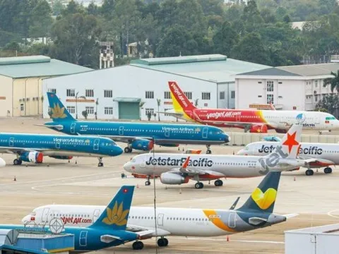 Thông tin về các khoản phí trong vé máy bay