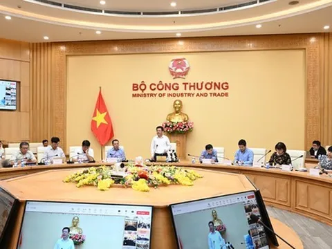 Khẩn trương tìm kiếm nguồn thiết bị vật tư nhập khẩu cho dự án đường dây 500kV