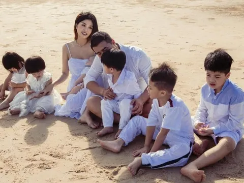 Hoa hậu đông con nhất Việt Nam đưa con bỏ phố về quê học "trường làng": Bé lớn có dấu hiệu tự kỷ, các bé nhỏ không chịu đến lớp