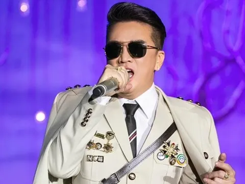 Sở Văn hóa và Thể thao TP HCM sẽ mời chuyên gia thẩm định trang phục của ca sĩ Đàm Vĩnh Hưng