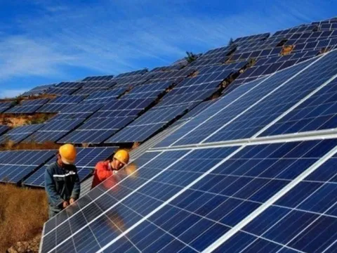 Trình Chính phủ ban hành cơ chế mua bán điện trực tiếp trước 15/5