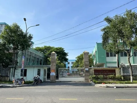 Bệnh viện đa khoa tỉnh Quảng Nam nói gì về vụ chẩn đoán một đằng phẫu thuật một nẻo?