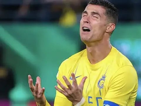 Ronaldo "đau đầu" với vụ kiện bồi thường 1 tỷ USD, có nguy cơ mất sạch tài sản bao năm tích góp