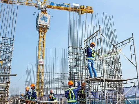 Lộ diện 99 nhà đầu tư mua 73 triệu cổ phiếu hoán đổi nợ từ Xây dựng Hoà Bình (HBC), Thép SMC chốt số lượng lớn nhất