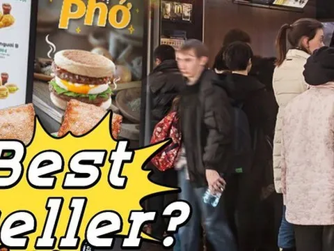 Hãng fastfood nổi tiếng Việt Nam từng có món bánh gây tranh cãi về hương vị nhưng khi dừng bán thật thì dân tình lại quay xe tiếc hùi hụi