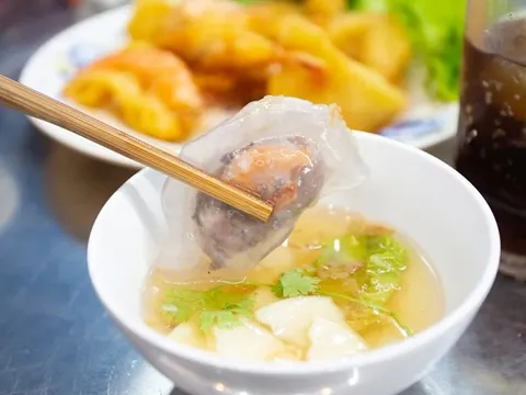 CNN vinh danh những món bánh ngon nhất thế giới, trong đó có 1 món đặc sản của miền Trung, du khách chỉ cần nếm thử là "nghiện"