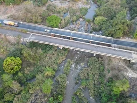 Cây cầu tiền tỷ ở Đắk Lắk dang dở do chậm giải phóng mặt bằng