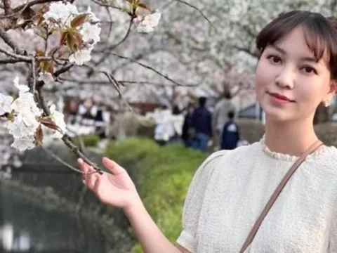 Thân thế CEO vừa quyên góp 1 triệu đô cho UNICEF VN: Bố mẹ nông dân nuôi con trai thành tiến sĩ, con gái làm giám đốc