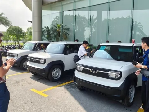 Xe điện 'con cưng' của ông Phạm Nhật Vượng bàn giao ít nhất 20.000 chiếc trong năm nay, dự kiến thu về bao nhiêu tiền?