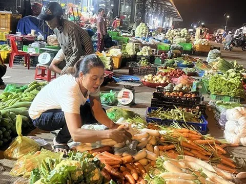 Nỗ lực kìm giữ giá