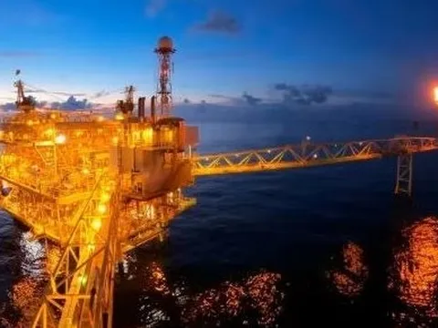 'Thiên đường' của dầu Nga chính thức lộ diện: Tái xuất hơn 5 triệu tấn nhiên liệu hợp pháp sang châu Âu, trở thành khách hàng lớn nhất của Moscow