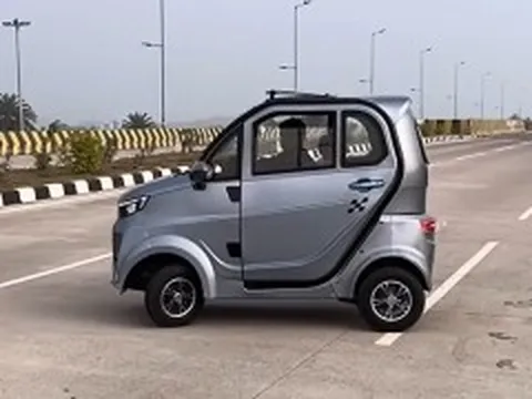 Hãng xe Ấn Độ ra mắt ô tô điện mini 3 chỗ ngồi giá siêu rẻ: Từ 28 triệu đồng