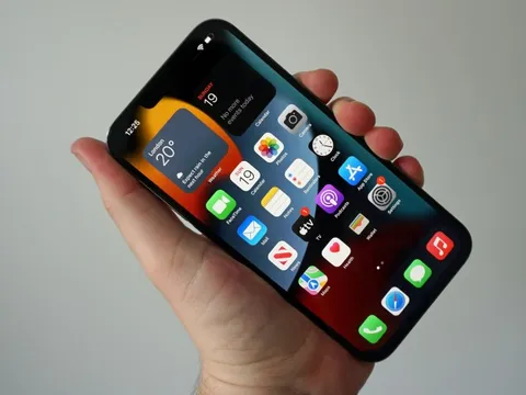 Chuyện gì sẽ xảy ra nếu cách Apple bán iPhone ở Trung Quốc áp dụng cho tất cả các quốc gia?