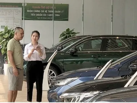 Đại lý gặp khó khi khách hàng đồng loạt "nín thở" đợi ưu đãi trước bạ