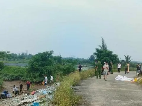Hà Tĩnh: Phát hiện thi thể 2 nam thanh niên cạnh bờ đê