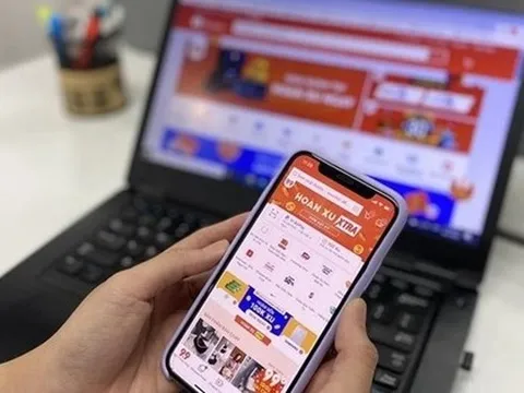 Mua bia trên mạng, một người phụ nữ bị lừa gần 400 triệu đồng