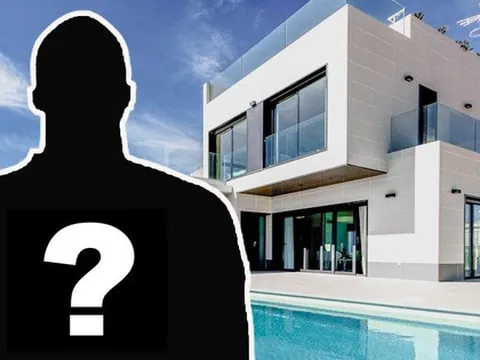 Sao bóng đá "ghi bàn giỏi hơn Ronaldo" bỏ ra 500 tỷ mua siêu biệt thự, mở cửa phòng là gặp người nổi tiếng