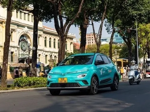 Huy động nguồn vốn "xanh" cho doanh nghiệp vận tải chuyển đổi xe điện