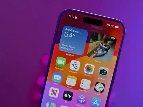 Mua iPhone hóa ra phải biết "xem ngày": Hứng lên là đi mua có khi gặp vận xui