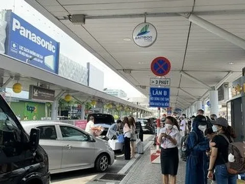 Nhiều đường bay vẫn trống chỗ trong cao điểm du lịch hè