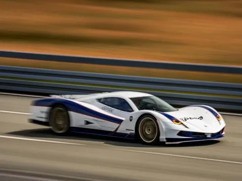 Đâu là mẫu xe điện sở hữu tốc độ nhanh nhất thế giới?