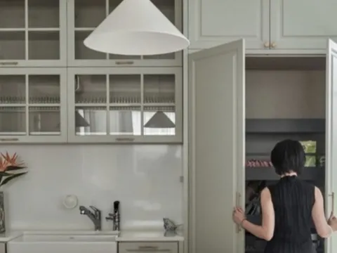 Nhà 152m2 ở Vinh gây chú ý với những góc "giấu đồ" triệt để, 1 chi tiết cũng được lòng nhiều người Việt!