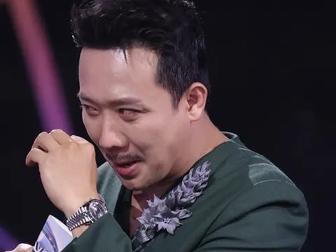 Trấn Thành lại khóc