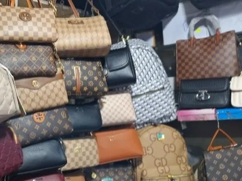 Doanh nghiệp làm gì để cạnh tranh với hàng Trung Quốc giá rẻ?