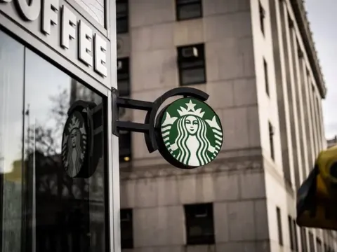 Starbucks áp dụng quy định mới: Không mua hàng sẽ không được ở lại hay sử dụng nhà vệ sinh!