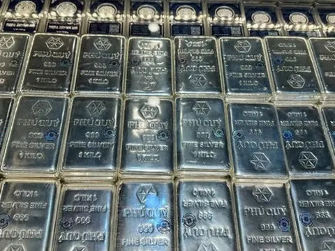 Giá bạc hôm nay 31/3: ổn định sau khi tăng mạnh, thị trường thế giới bất ngờ có 'biến'