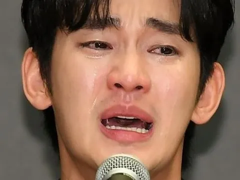 Kim Soo Hyun khóc suốt 36 phút, đòi bồi thường 8 triệu USD