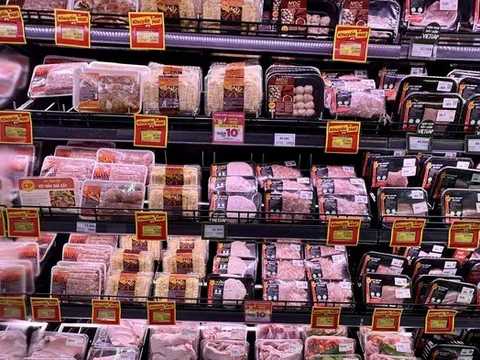 Động thái mâu thuẫn của thị trường thịt lợn sau vụ tố C.P