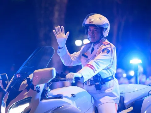 Đây là xe đặc chủng công an sử dụng trong lễ diễu binh A80: Nặng bằng 3 chiếc Vision, khỏe ngang ô tô