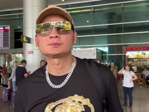 Nam NSƯT vừa sang Mỹ vài ngày đã về nước, ra thông báo