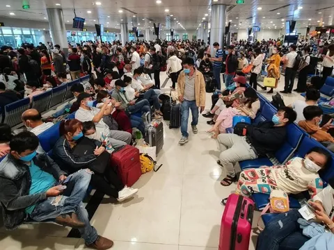 Cao điểm tết, sân bay Tân Sơn Nhất dự kiến phục vụ 145.000 khách/ngày
