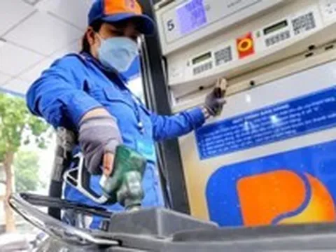 Giá xăng dầu cùng giảm, có loại giảm hơn 3.000 đồng/lít